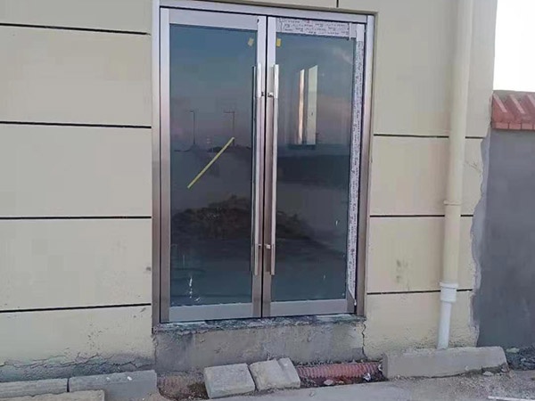 不锈钢地弹簧门
